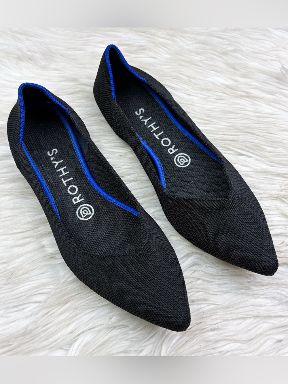 Rothys The Point Flat Shoe Solid Black Size 7.5 Office Career Corporate Teacher